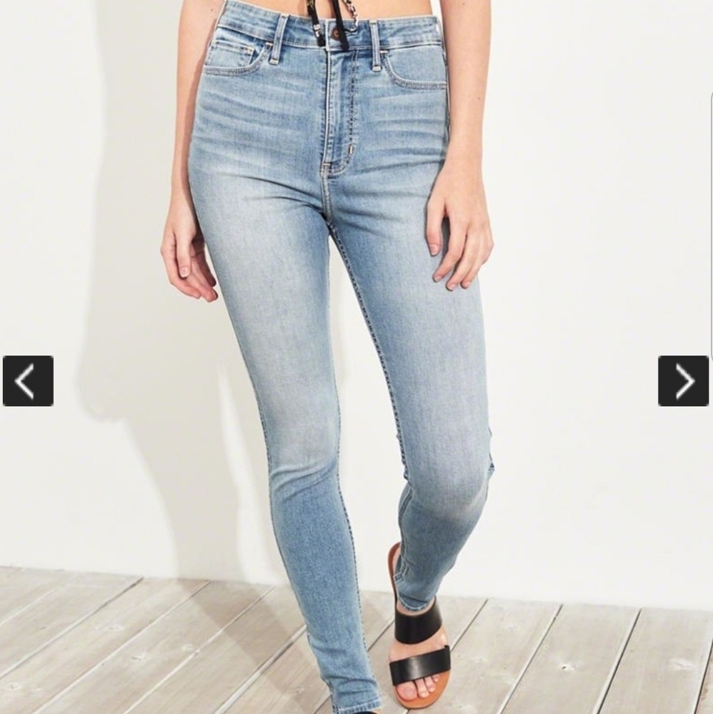 Hollister Jean's